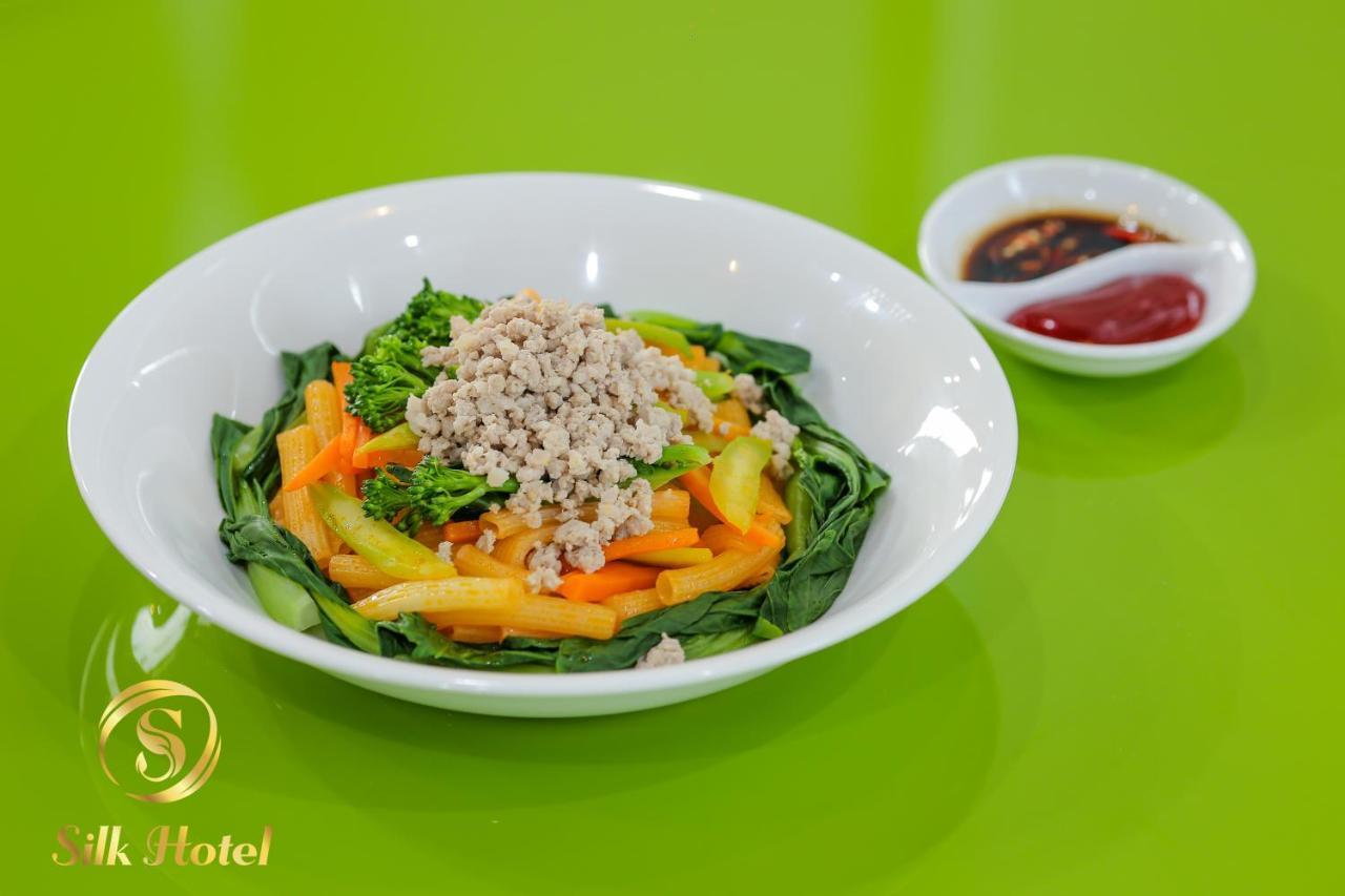 Silk Hotel Ho Chi Minh City Bagian luar foto